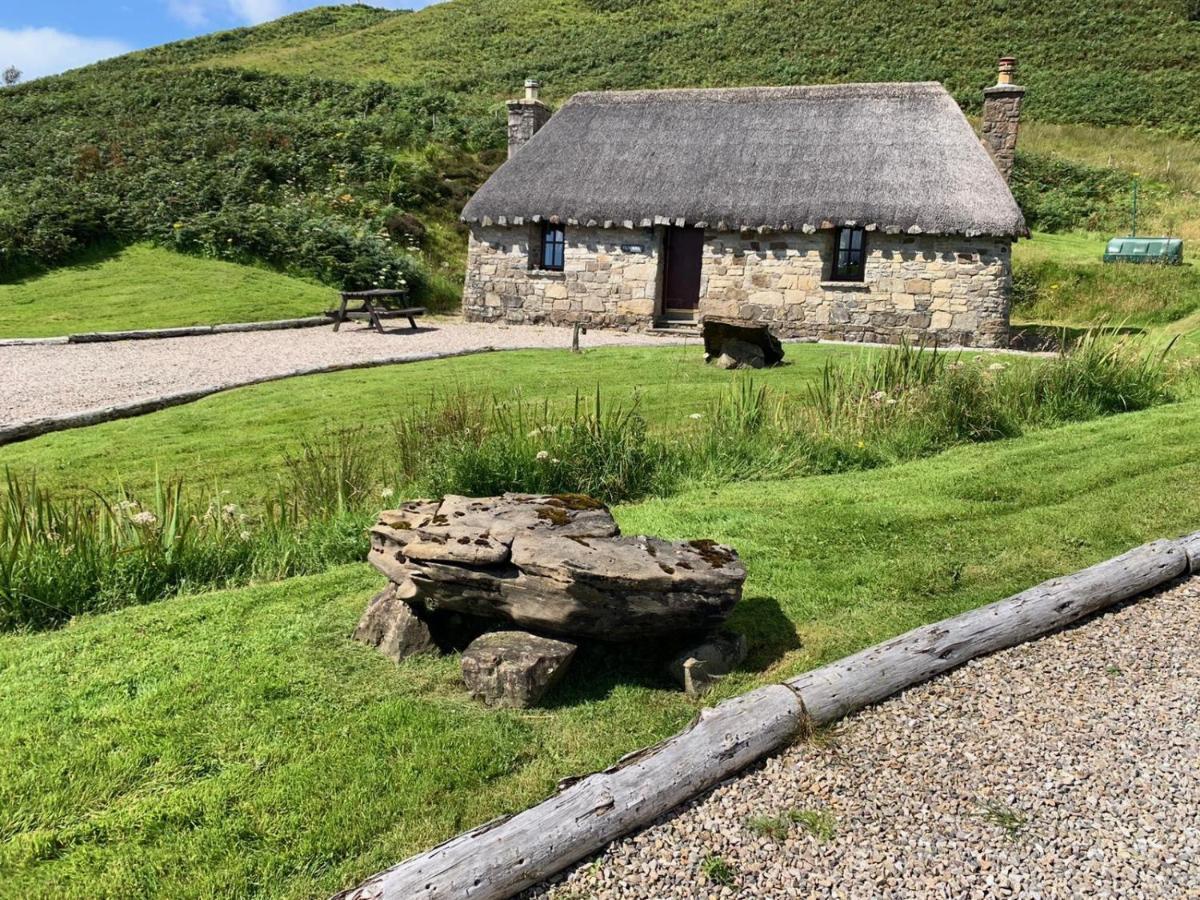 Tigh Mairi At Mary's Thatched Apartment Elgol